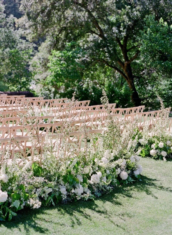 A Classic Wedding for Lauren and Roy