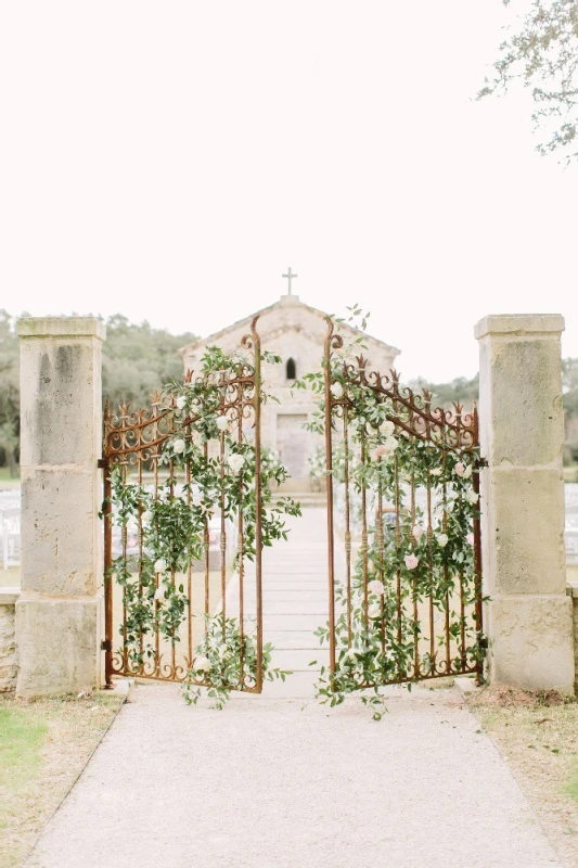 A Classic Wedding for Cassidy and Austin