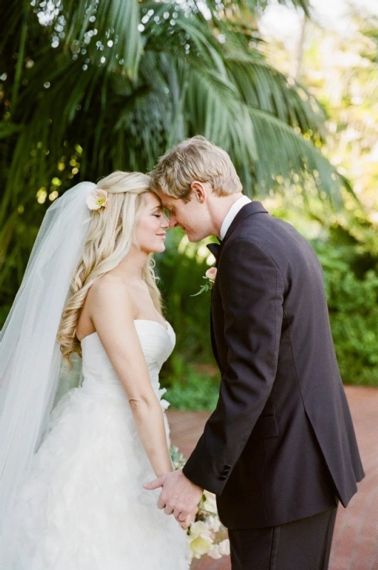 A Beach Wedding for Chelsea and Jason