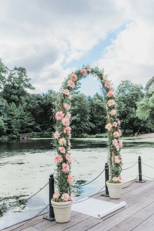 A Classic Wedding for Isobel and Geoffrey