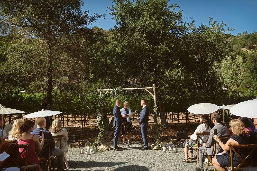 An Outdoor Wedding for Sean and Travis