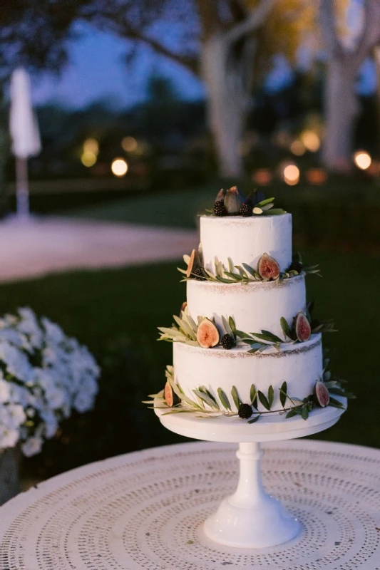 An Outdoor Wedding for Carolyn and Matt