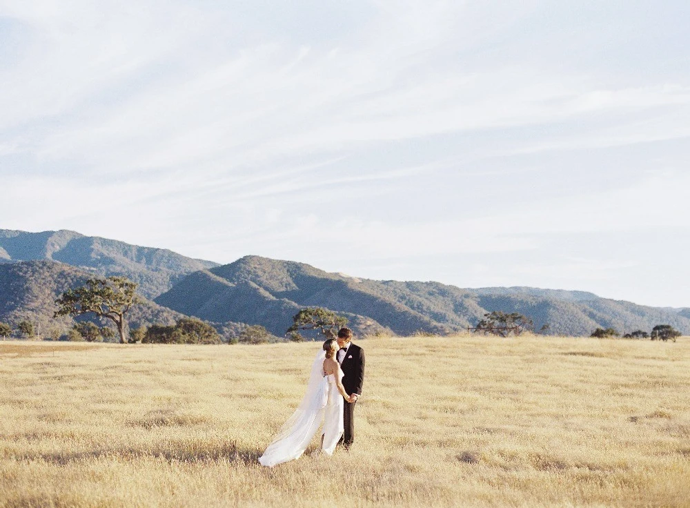 An Outdoor Wedding for Lauren and Boyd