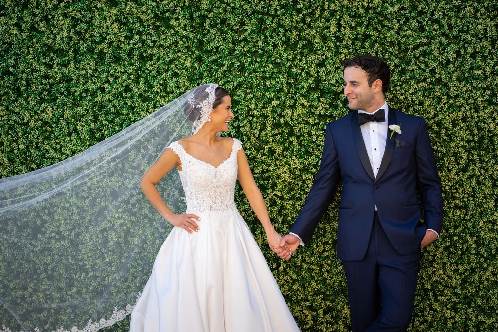 A Classic Wedding for Gabriela and Michael