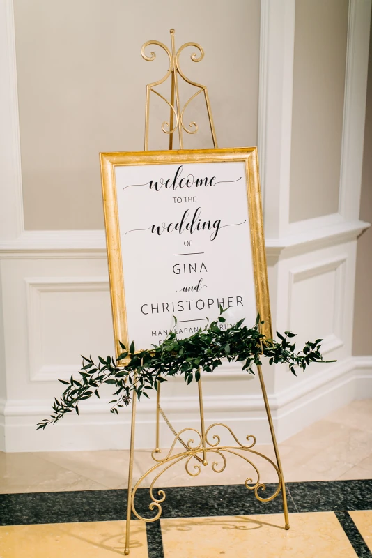 A Classic Wedding for Gina and Chris