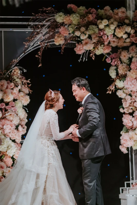 A Glam Wedding for Gloria and Enzo