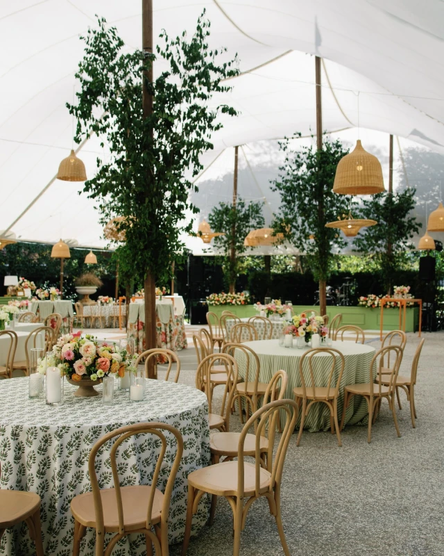 A Colorful Wedding for Grace and Drennan