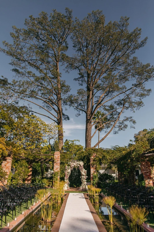 An Outdoor Wedding for Hayley and Andrew