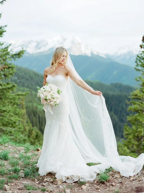 A Mountain Wedding for Holland and James