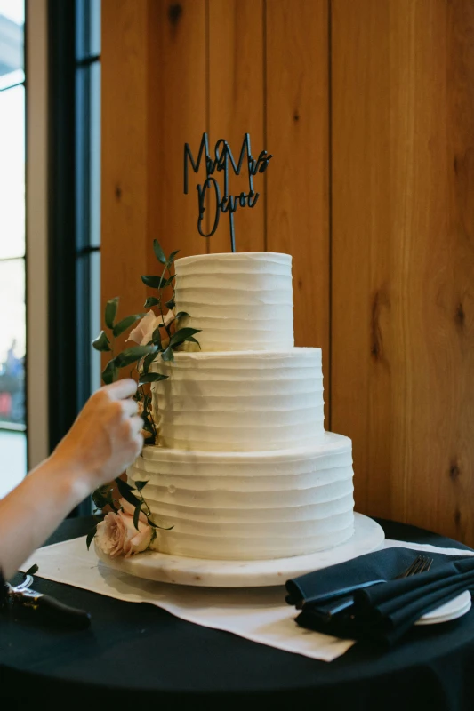 A Mountain Wedding for Holly and Rob