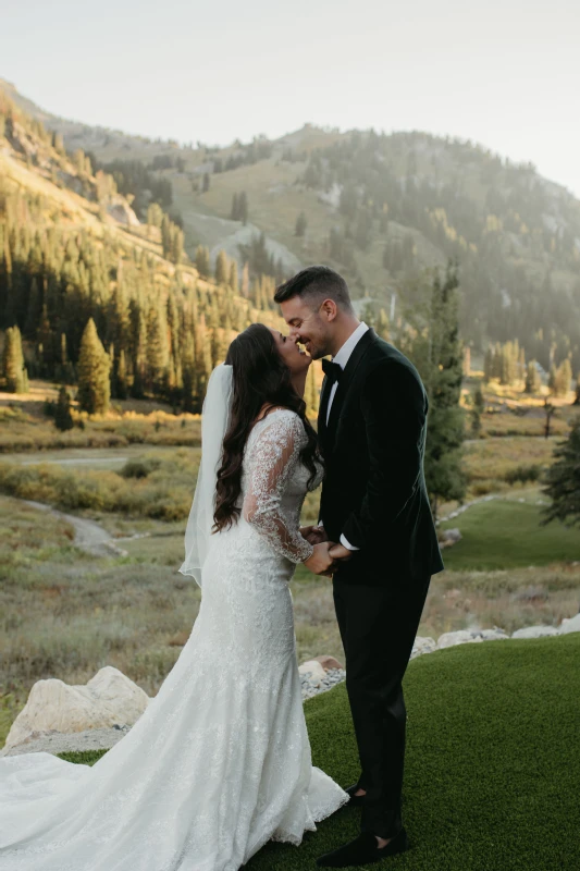 A Mountain Wedding for Holly and Rob