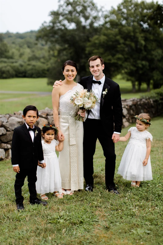 A Rustic Wedding for Isabelle and Evan