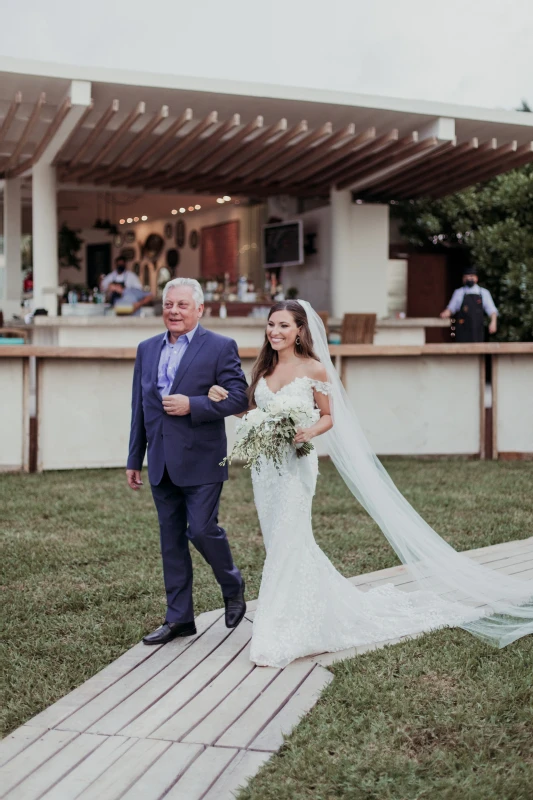 An Outdoor Wedding for Izabela & Gino