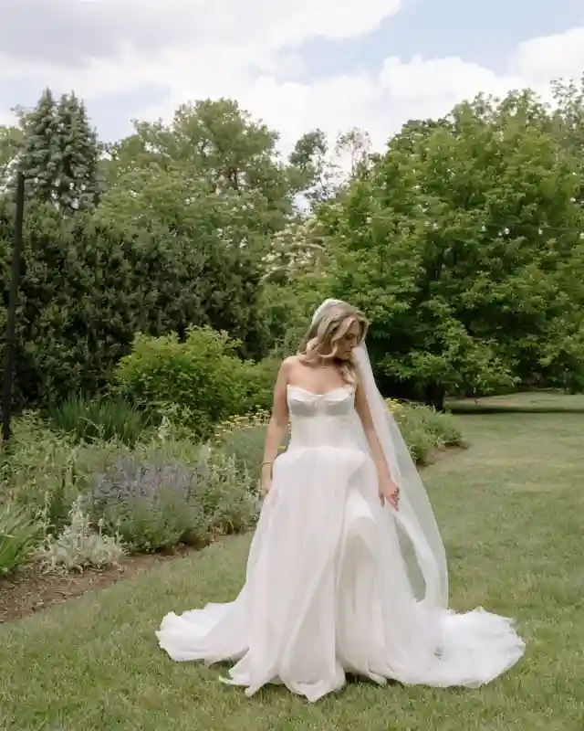 A Classic Wedding for Jennifer and Nick