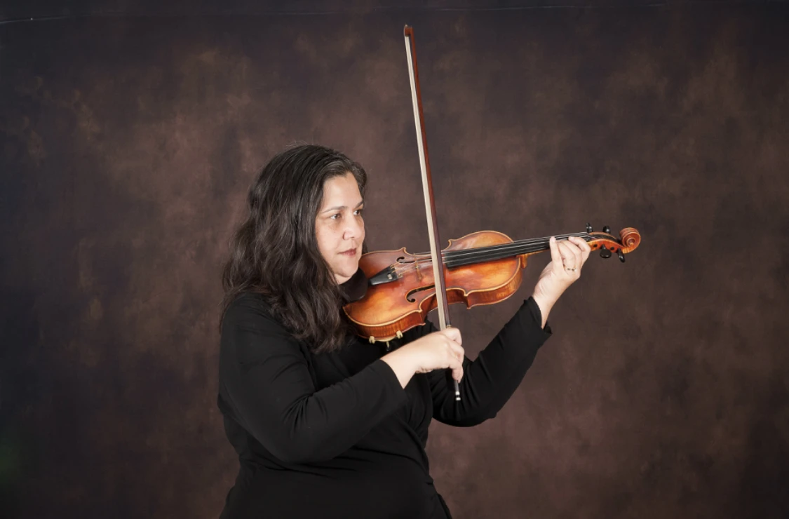 Jennifer Louie Violin & Musicians