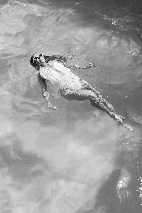 Jess Living Photo