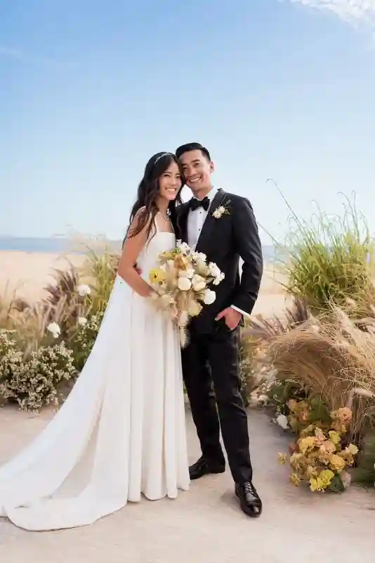 A Beach Wedding for Jessica and Alric