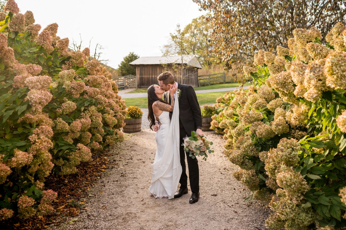 A Country Wedding for Jessica and Tanner