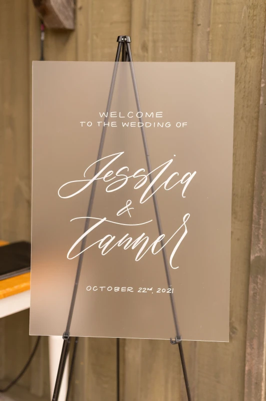 A Country Wedding for Jessica and Tanner