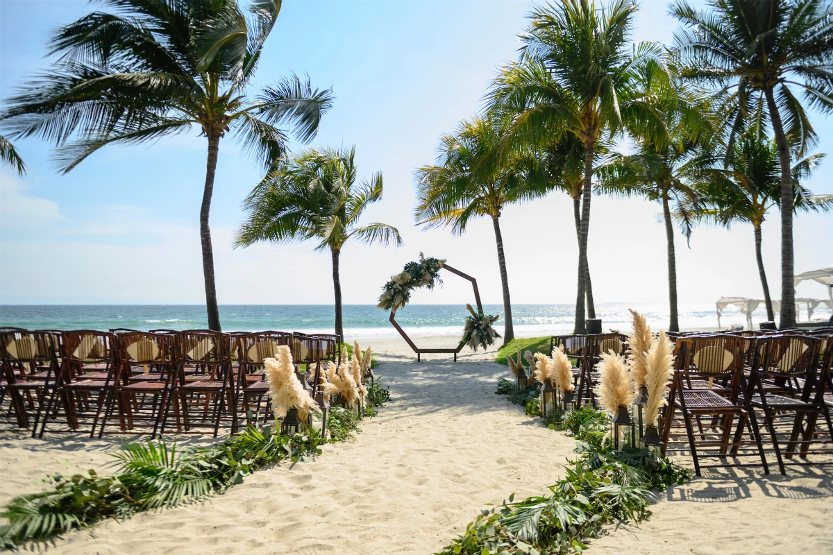 A Beach Wedding for Joshua and Kyle