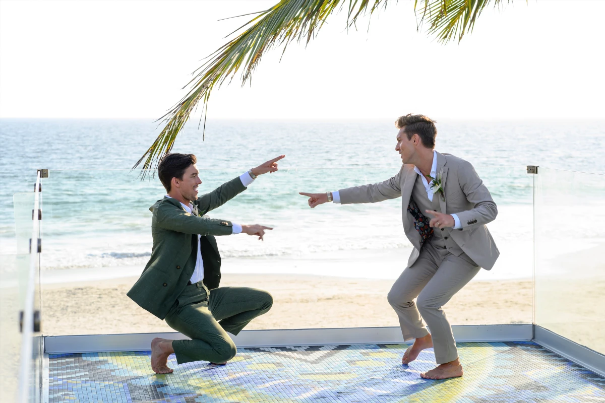 A Beach Wedding for Joshua and Kyle