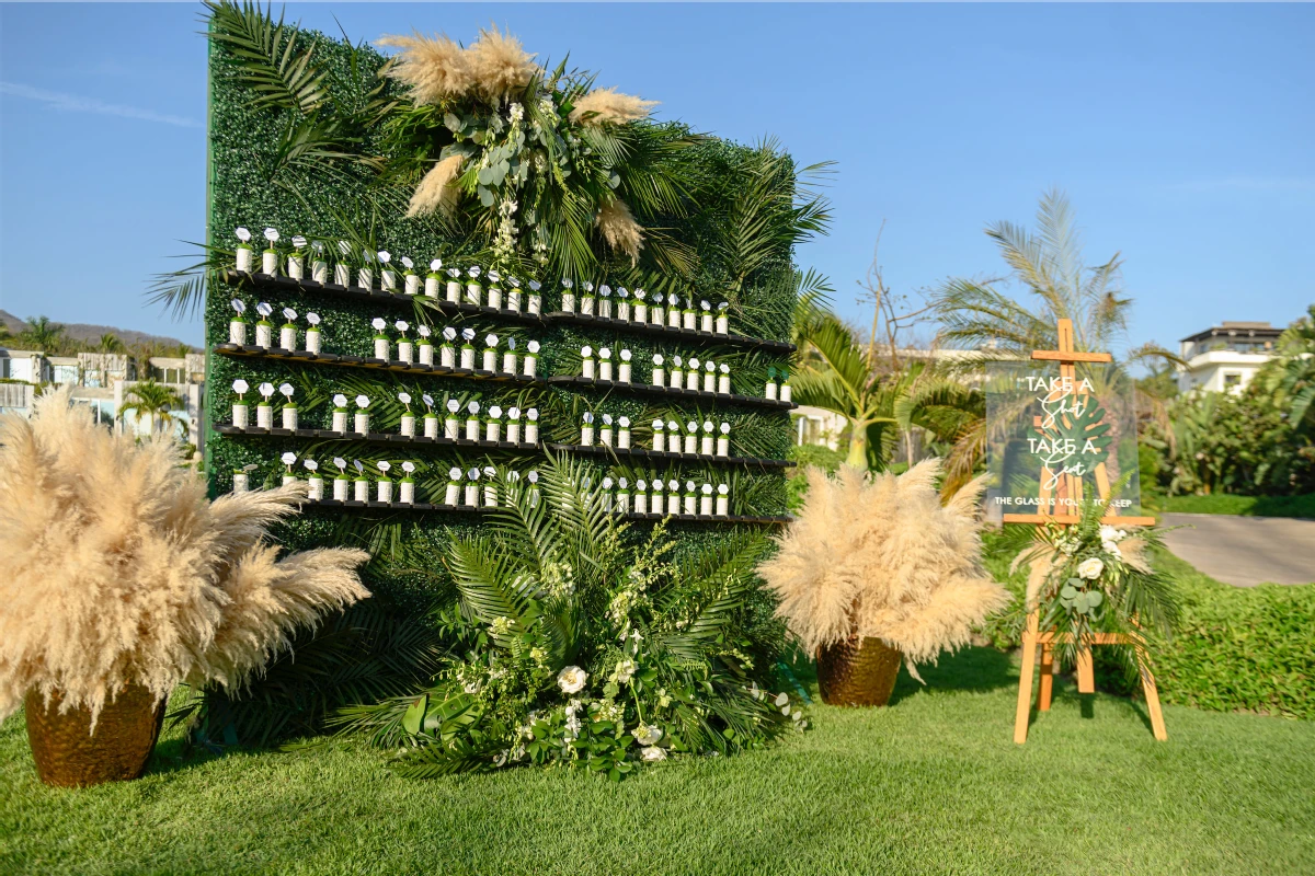 A Beach Wedding for Joshua and Kyle