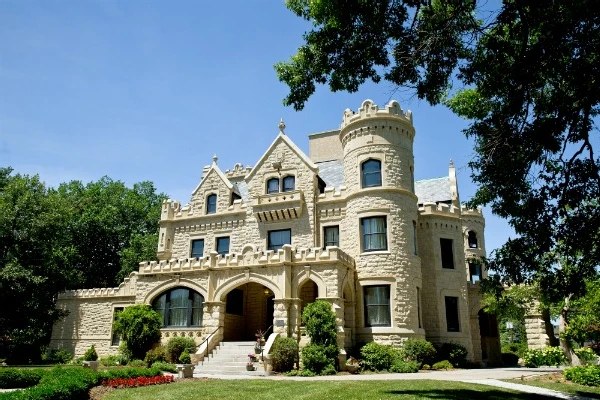 Joslyn Castle & Gardens