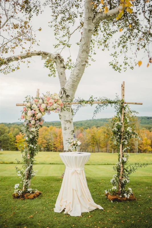 An Outdoor Wedding for June and Thomas