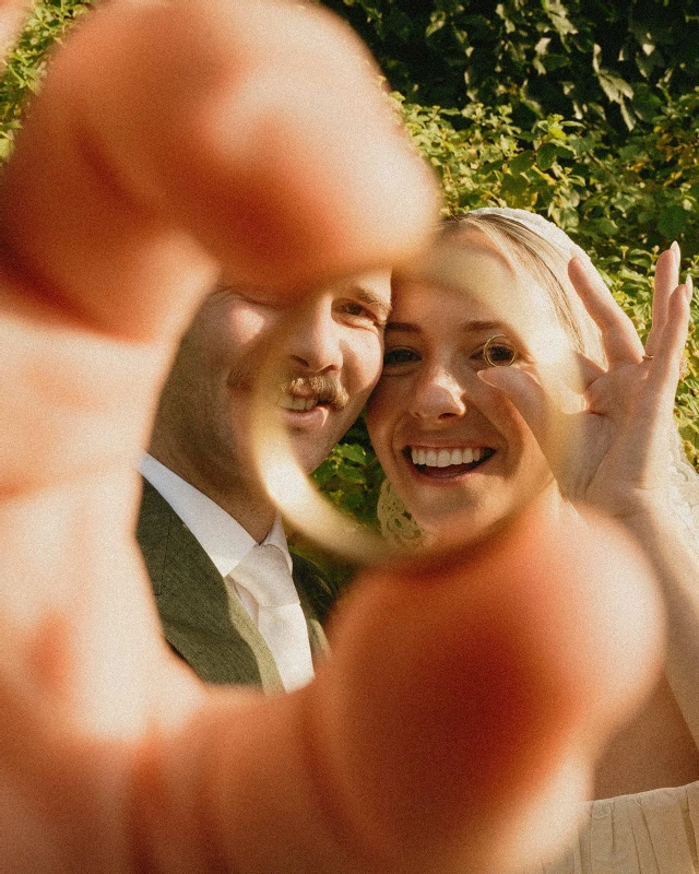 From Dinner Party to Dive Bar, a Brooklyn Wedding Planned Without Reservation