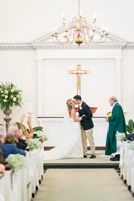 An Outdoor Wedding for Kelly and Charlie