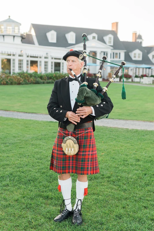 An Outdoor Wedding for Kelly and Charlie