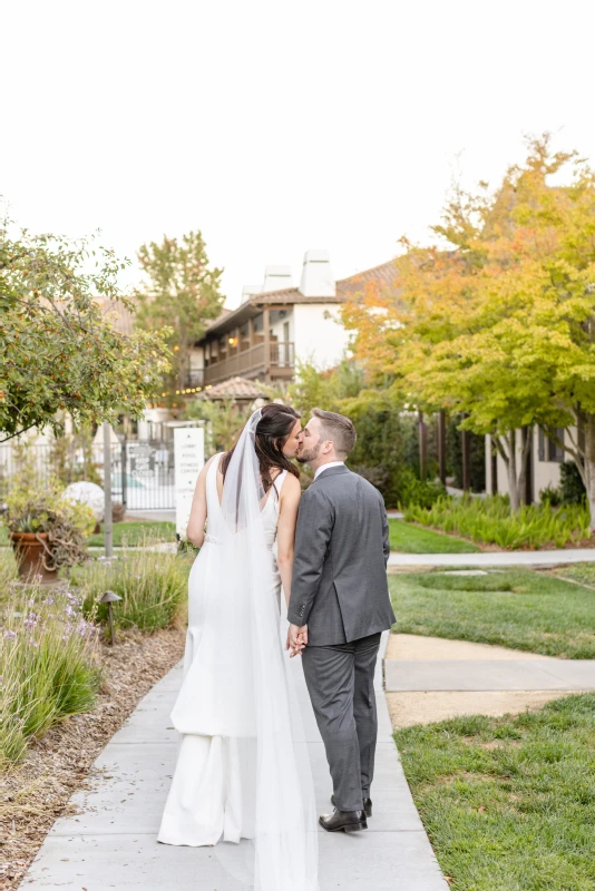 An Outdoor Wedding for Kelly and Garrett