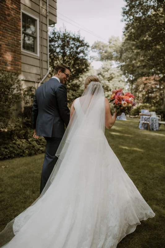 An Outdoor Wedding for Laura and Alex