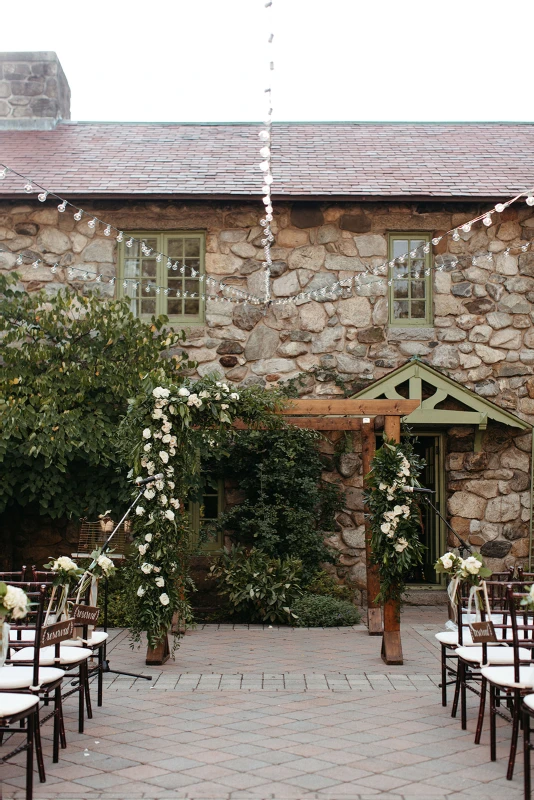 A Rustic Wedding for Lauren and Aaron