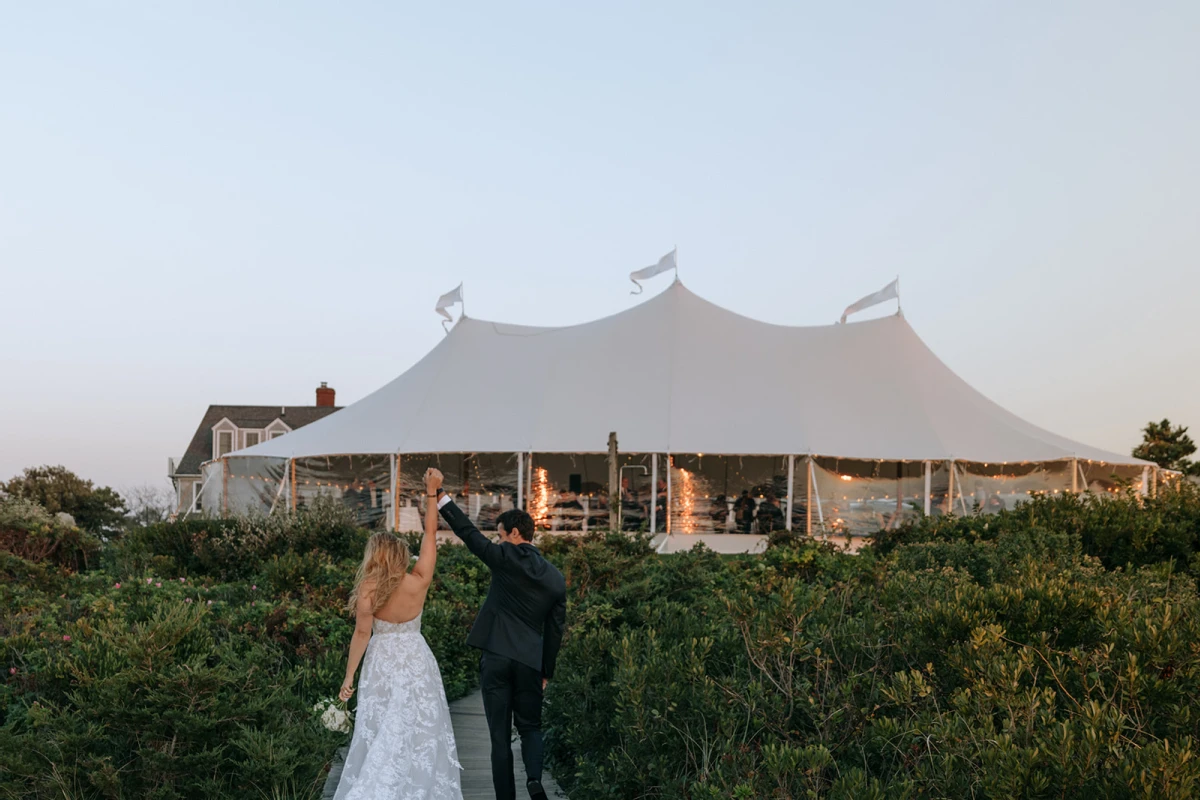 A Waterfront Wedding for Lauren and Ian