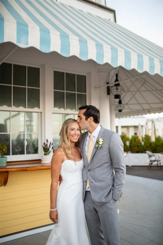 A Waterfront Wedding for Lauren and Wyatt