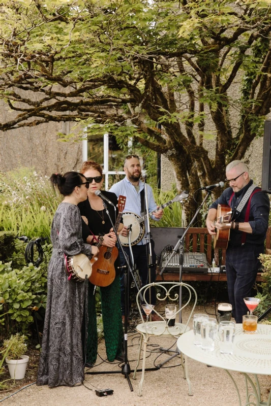 A Country Wedding for Lena and Ryan