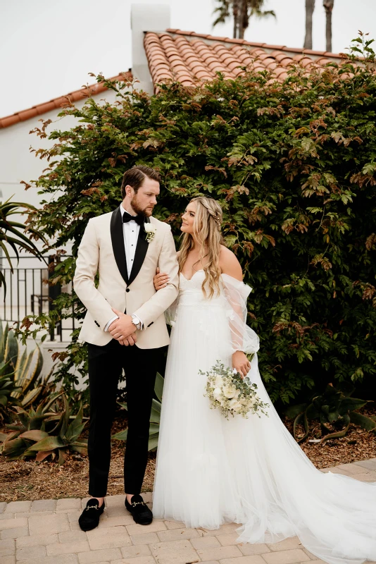 A Waterfront Wedding for Lexie and Thatcher