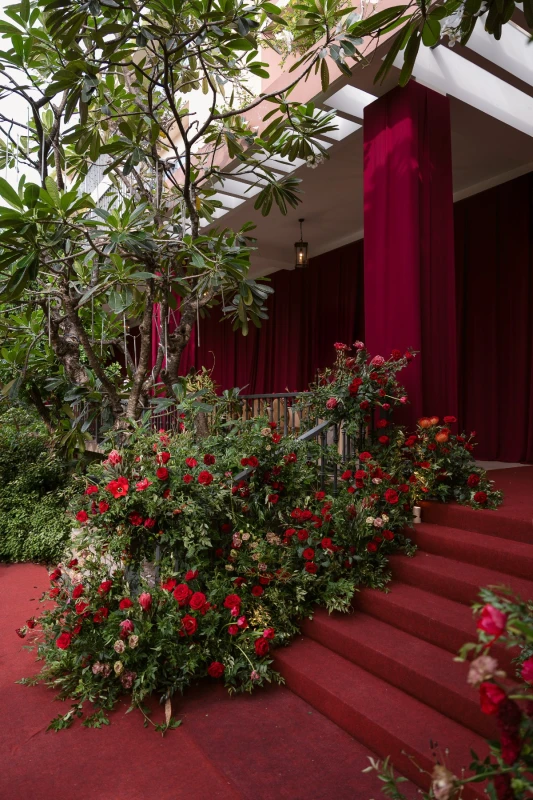 A Red Lacquered Wedding for Linh and Kien