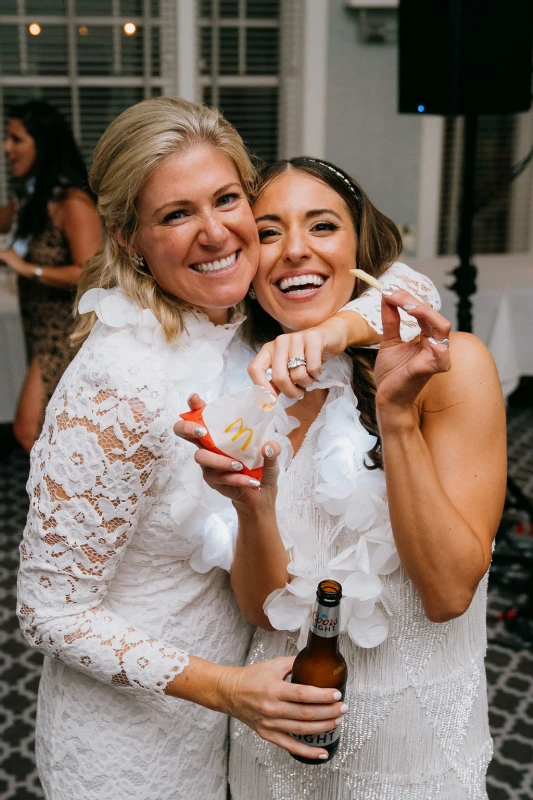 A Classic Wedding for Lisa and Alexandra