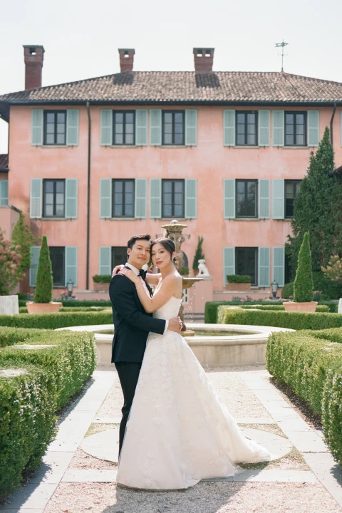 A Garden Wedding for Lucy and Kevin