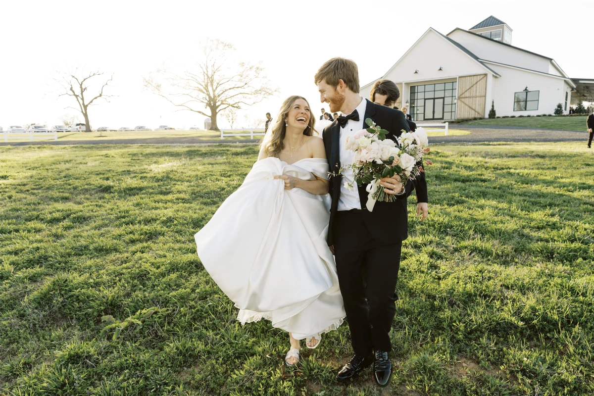 A Country Wedding for Mackenzie and Ryan