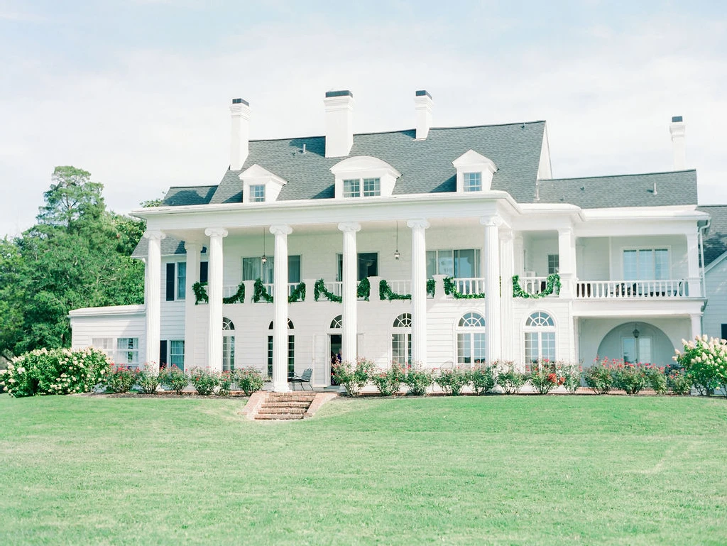 An Outdoor Wedding for Mallory and Calvin