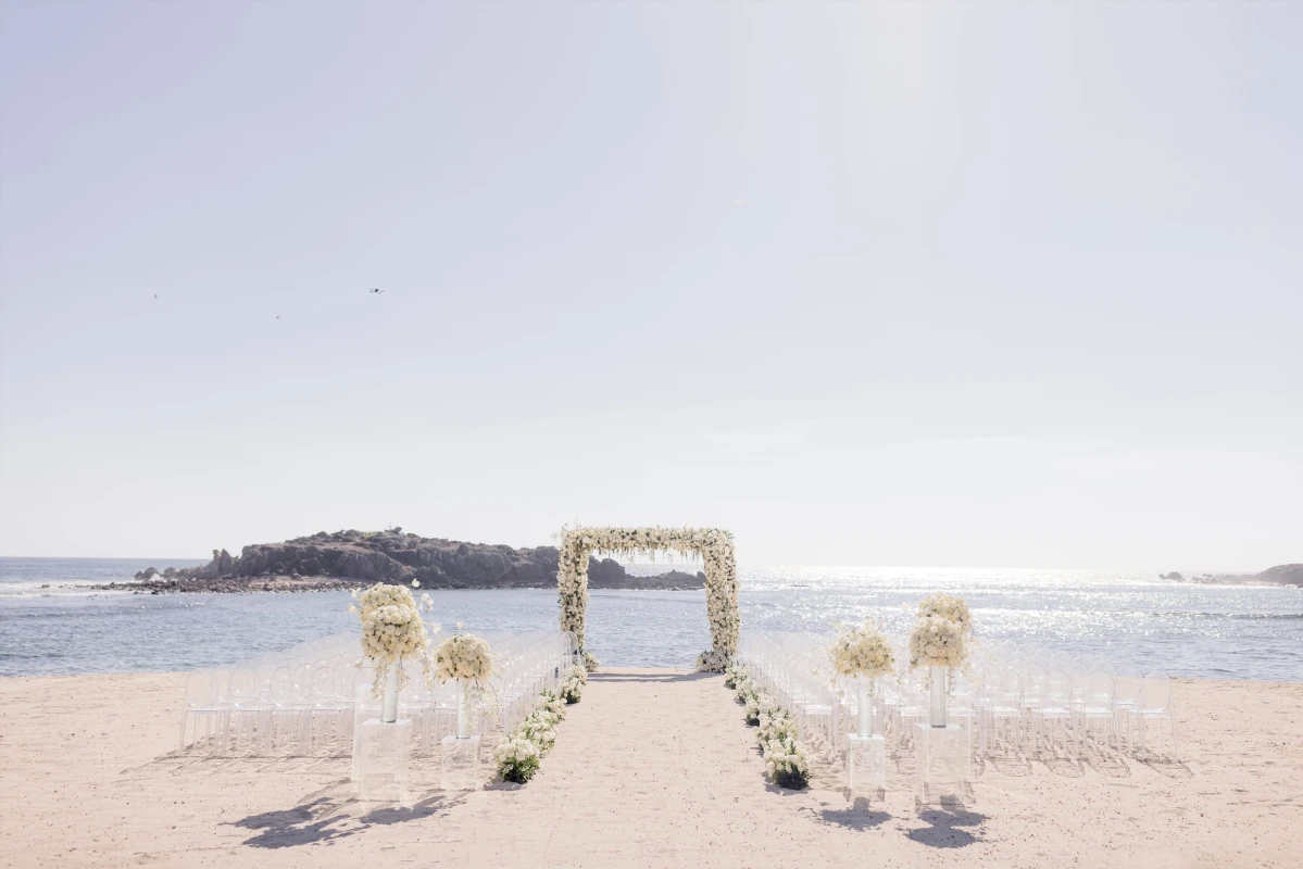 A Beach Wedding for Margot and Chris