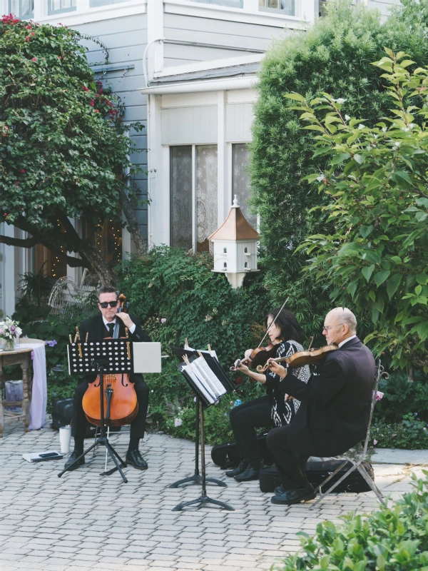 An Intimate Wedding for Menghong and Wen