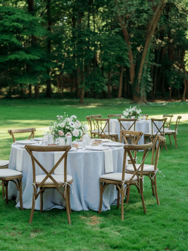 An Outdoor Wedding for Molly and Steve