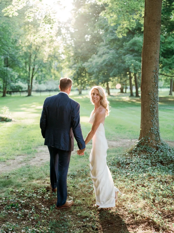 An Outdoor Wedding for Molly and Steve