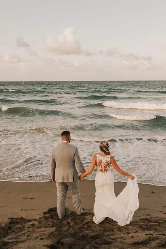 A Beach Wedding for Morgan and Robert