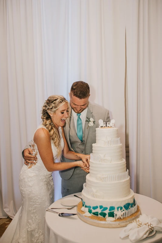 A Beach Wedding for Morgan and Robert