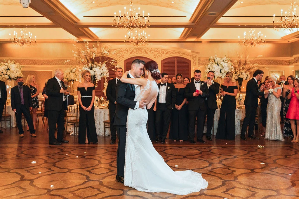 A Glam Wedding for Nicole and Andonios